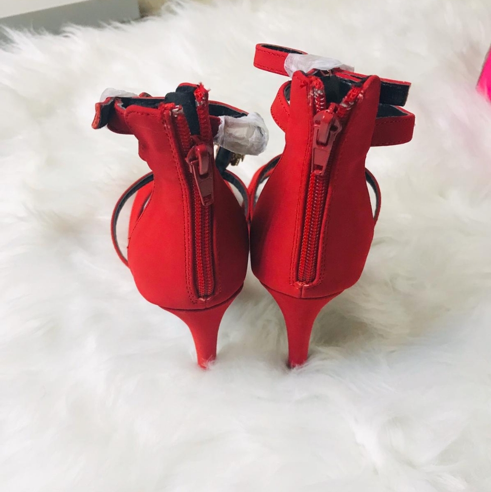 🆕️Red Rhinestone T-Strap Open Toe Single Soles Fa - Picture 6 of 7